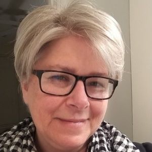 WIG: "Evan" by Jon Renau lace front wig